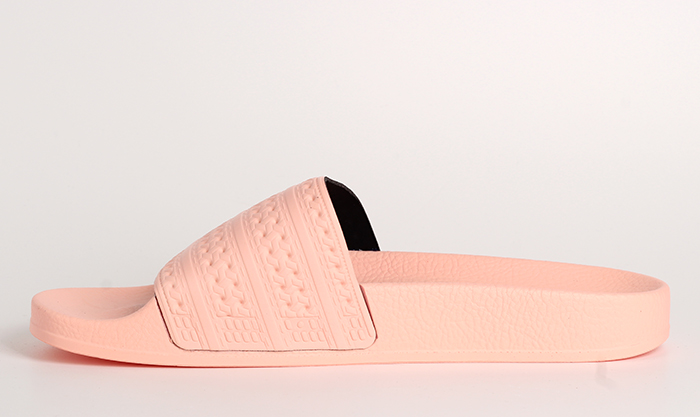 adilette coral