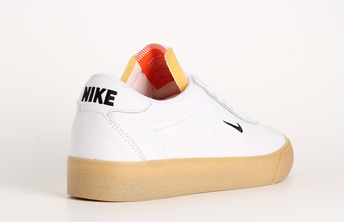 nike sb bruin orange label white