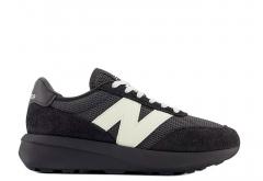 New Balance 370 Black Cement / Angora